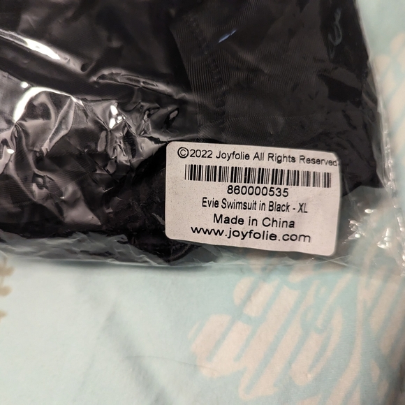 Evie swimsuit in Black - Picture 10 of 11